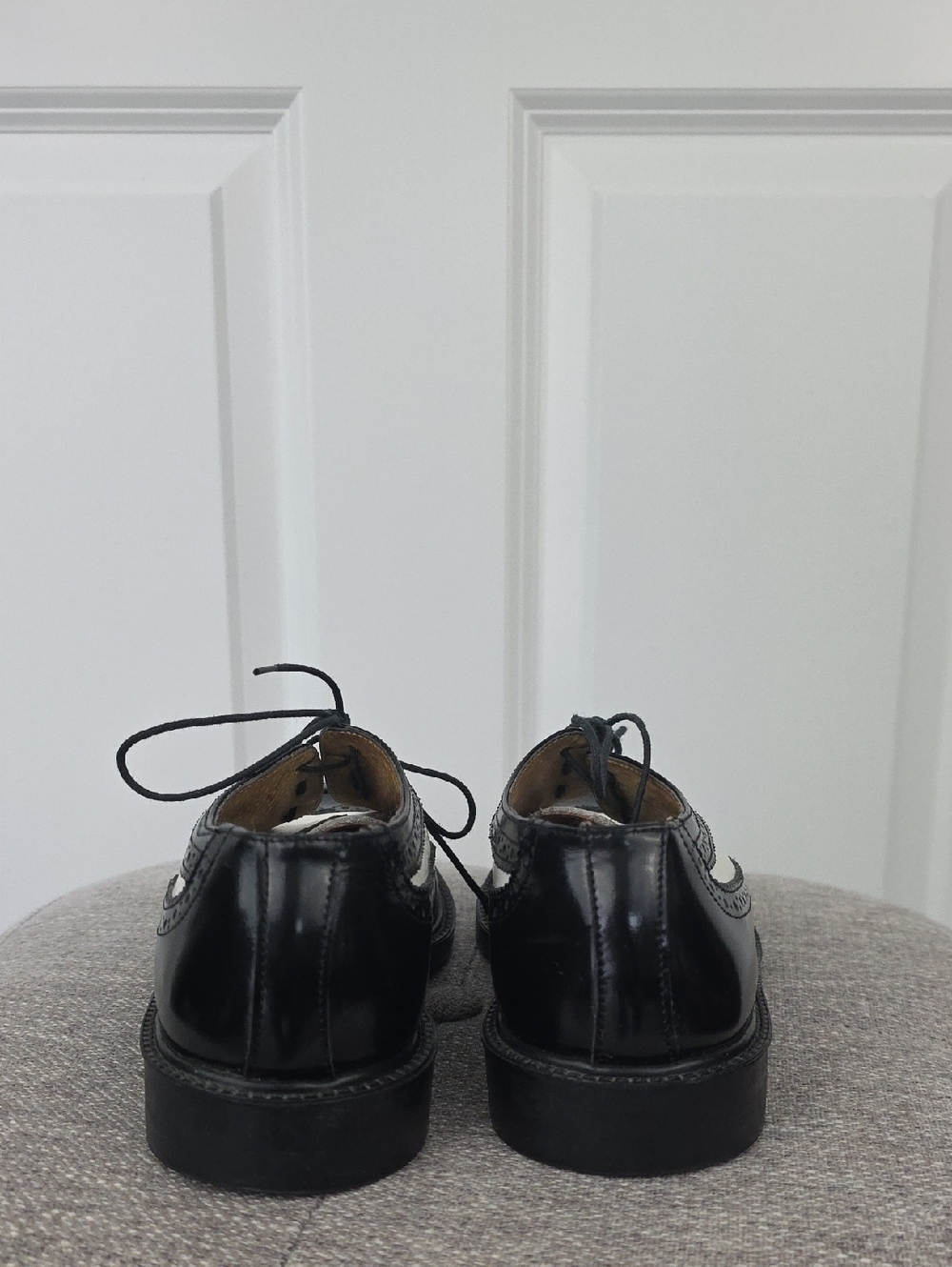 Vintage Clifford & Wills Made in Italy Two-Tone Spectator Wingtip Oxfords 7.5 - Picture 3 of 9